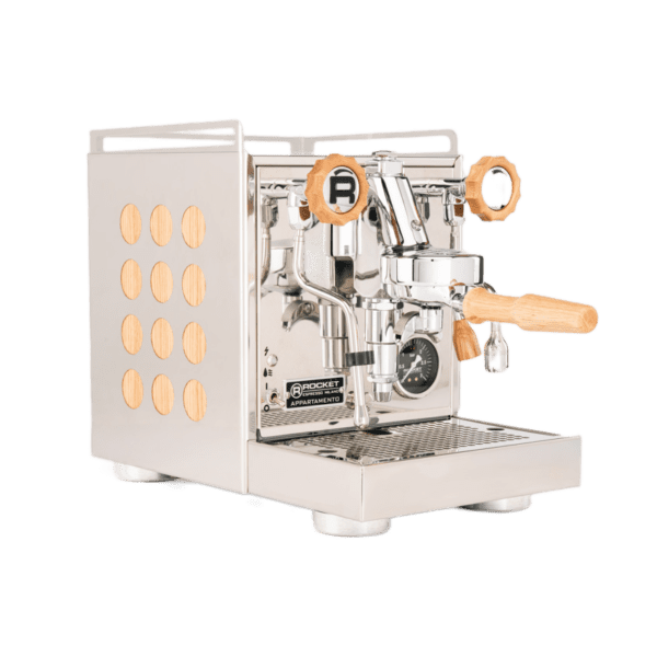 Rocket Appartamento 2.0 Wood – Espressomaskin – Krom och trädetaljer – Snett framifrån