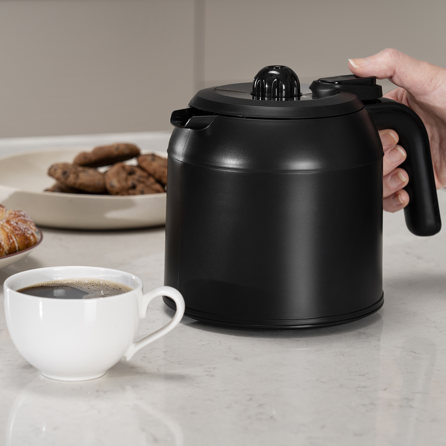 OBH Nordica Pro Aroma – Kaffebryggare med termoskanna – 1 liter – Svart - Bild 4