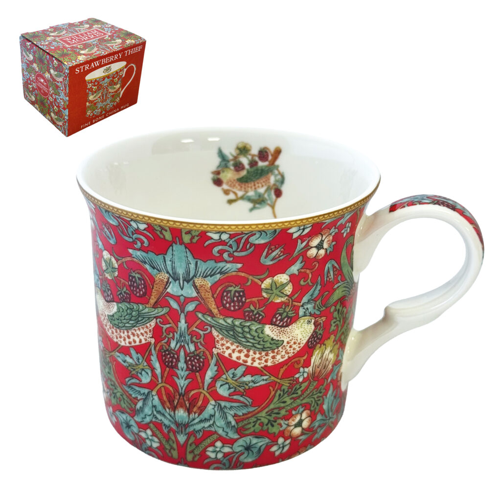Palacemugg i tunt benporslin från William Morris med Strawberry Thief i rött